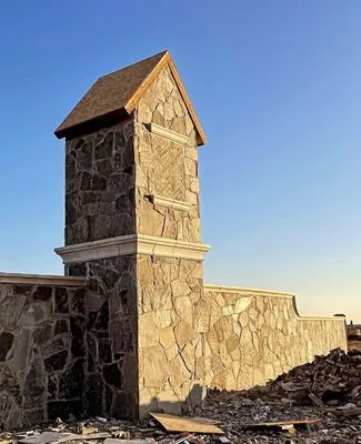 J & S Landscaping & Design Logo