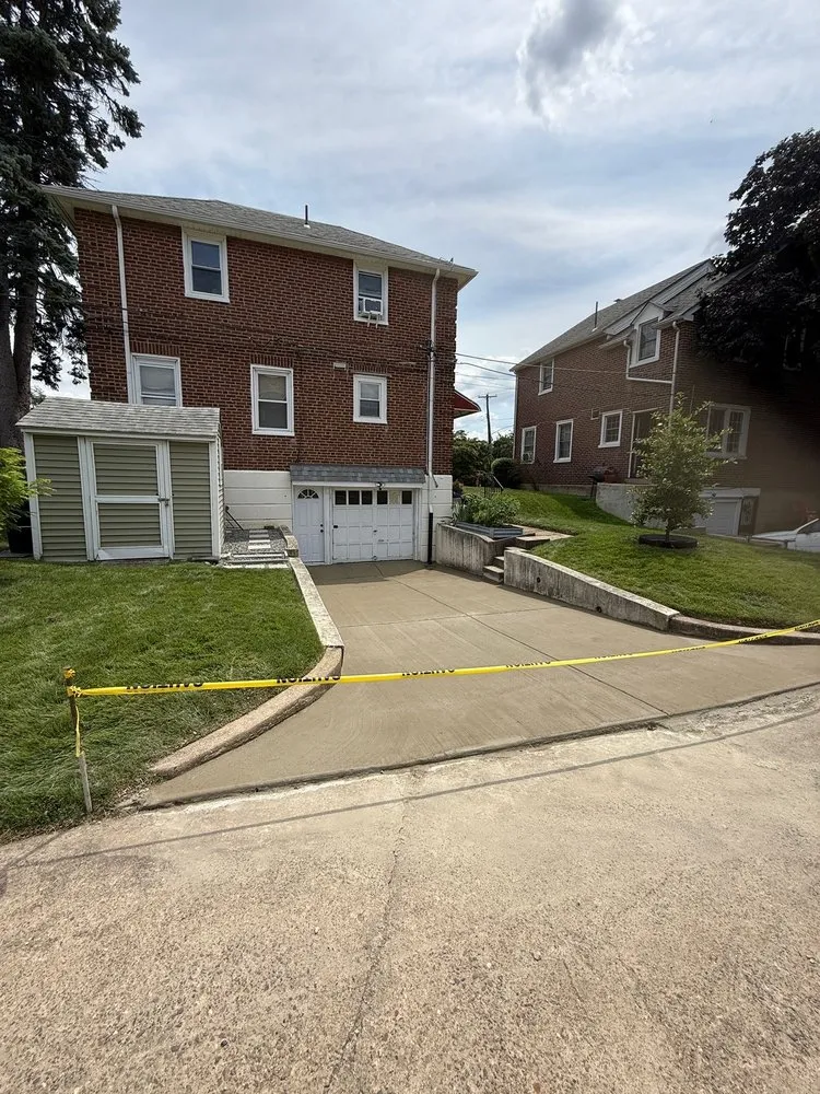 Reliable yard maintenance with custom design in Lansdowne, PA by J & Son’s Services