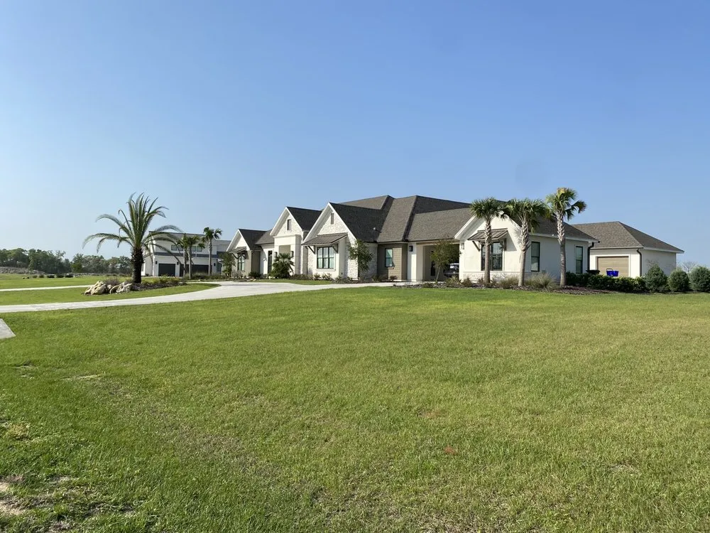 Affordable residential landscaping in High Springs, FL by J & T's Southern