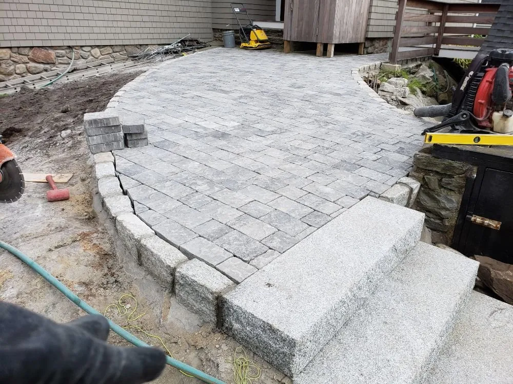 Reliable yard cleanup service for beautiful yards in Cranston, RI by J and G Masonry