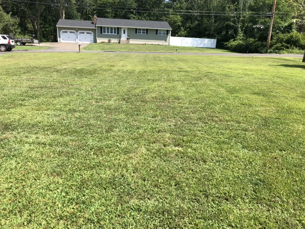 Professional residential landscaping in Wallingford, CT - J and H Landscaping Ct