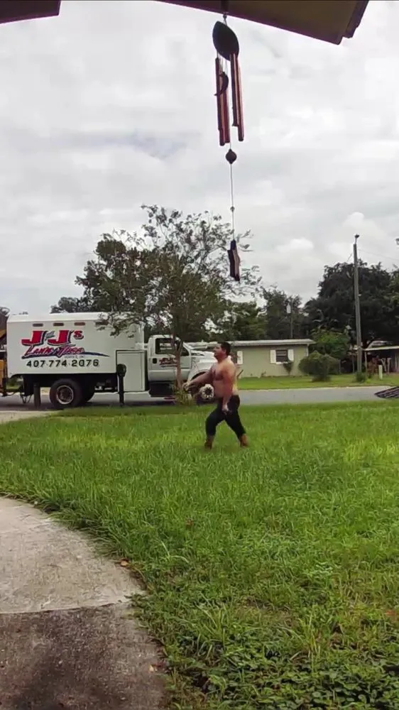 Local yard cleanup service experts serving Apopka, FL - J and J's Lawn and Tree Service