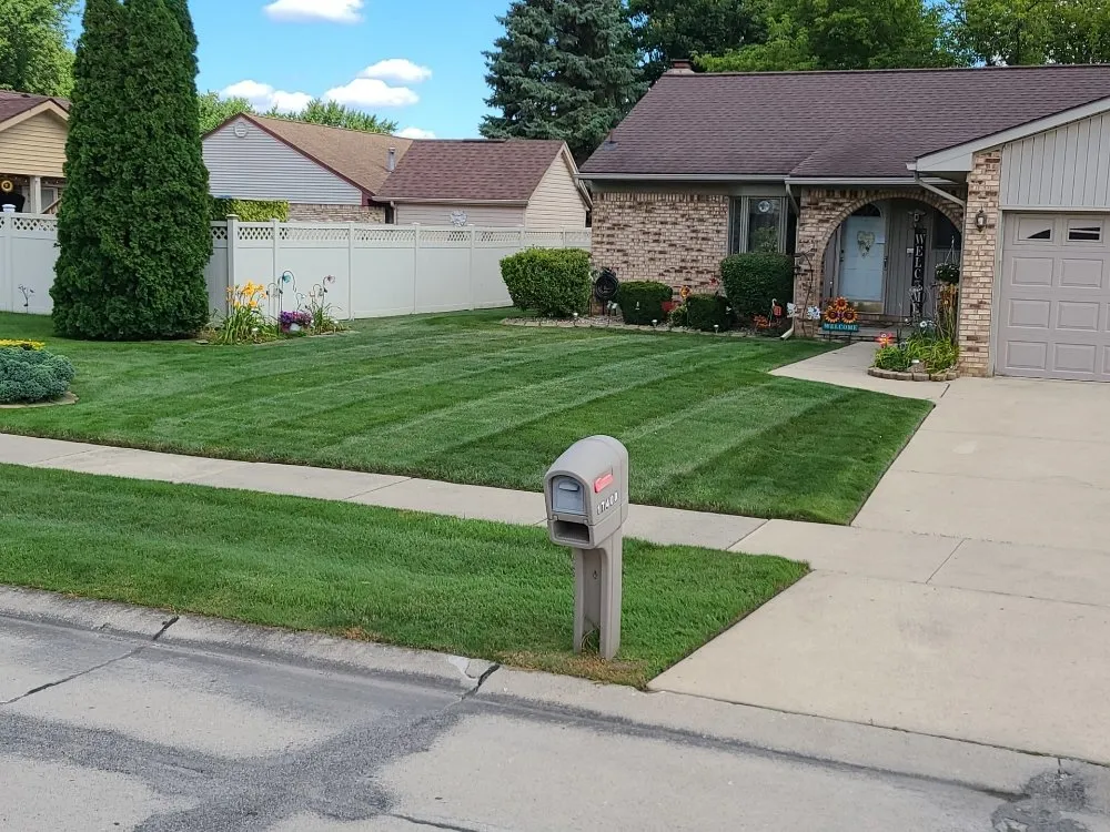 Reliable lawn care service in Wyandotte, MI - J and K Lawn Service