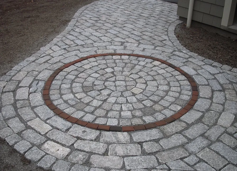 Reliable lawn care service for beautiful yards across North Reading, MA - J and R Fine Landscaping