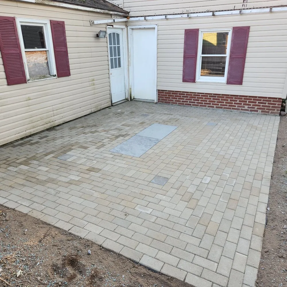 Expert landscaping services in Cicero, NY - J and R Property Services