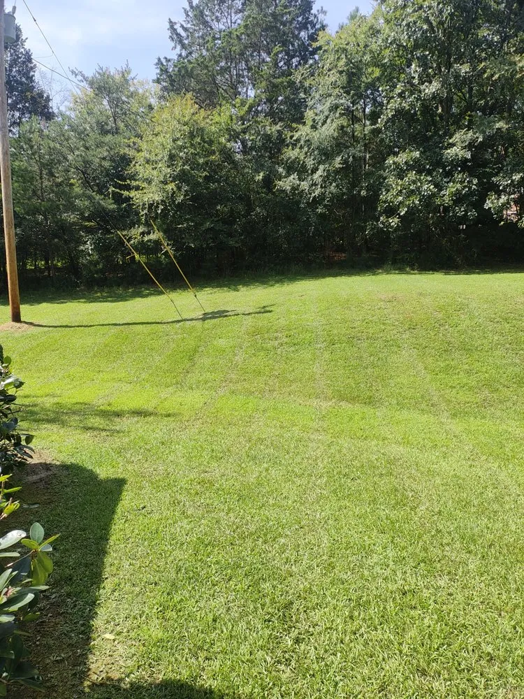 Trusted lawn care service in Calhoun, GA - J and S Lawncare