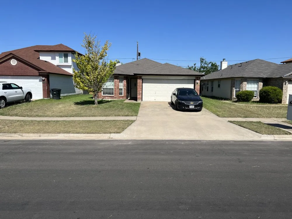 Local garden landscaping experts serving Killeen, TX - J and Z Lawn Care