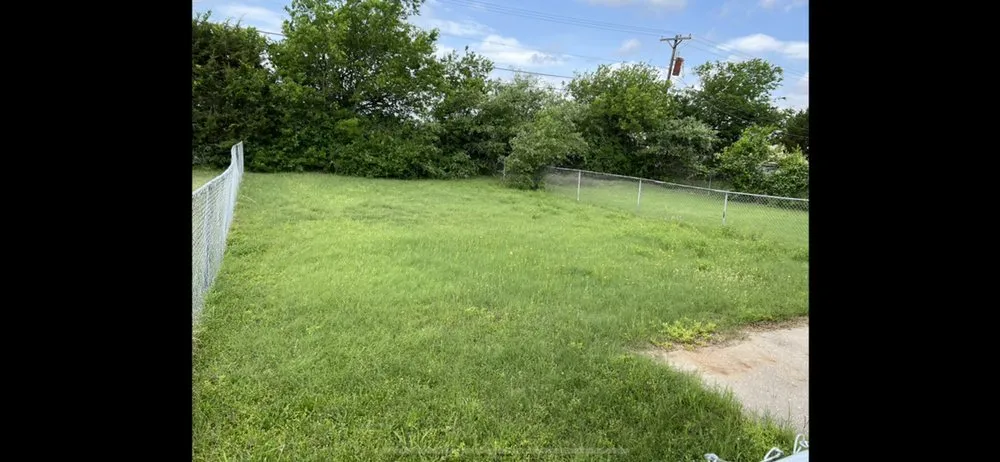 Custom landscape design in Killeen, TX by J and Z Lawn Care