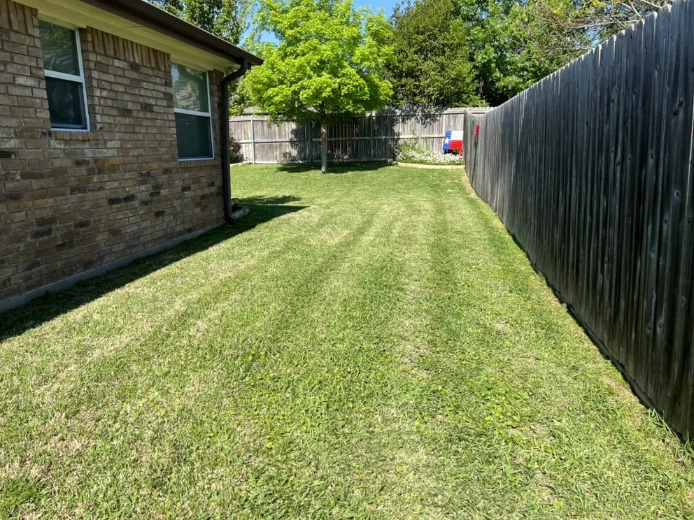 Custom garden landscaping for homes in Killeen, TX by J and Z Lawn Care