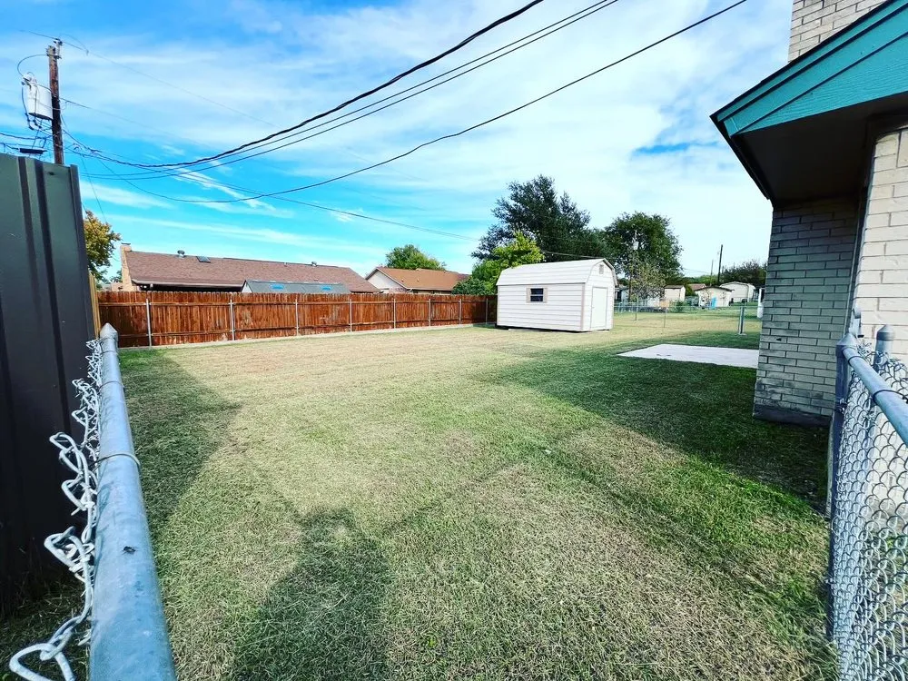 Custom yard maintenance in Killeen, TX - J and Z Lawn Care