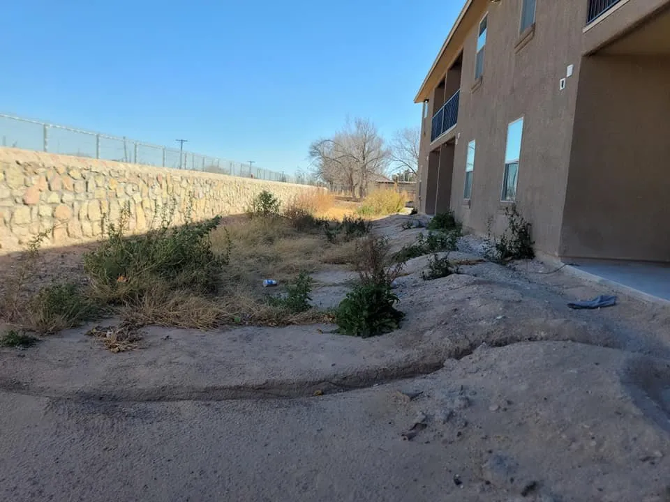 Top-rated residential landscaping for year-round maintenance in El Paso, TX by J B Lawn Care