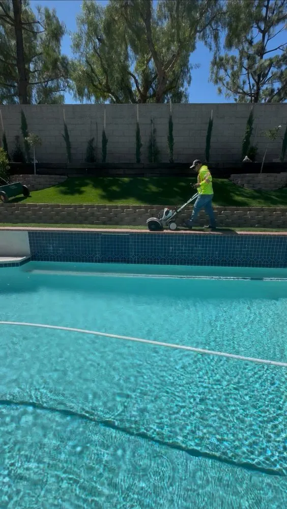 Trusted lawn care service experts serving Artesia, CA - J B Sanchez Landscaping