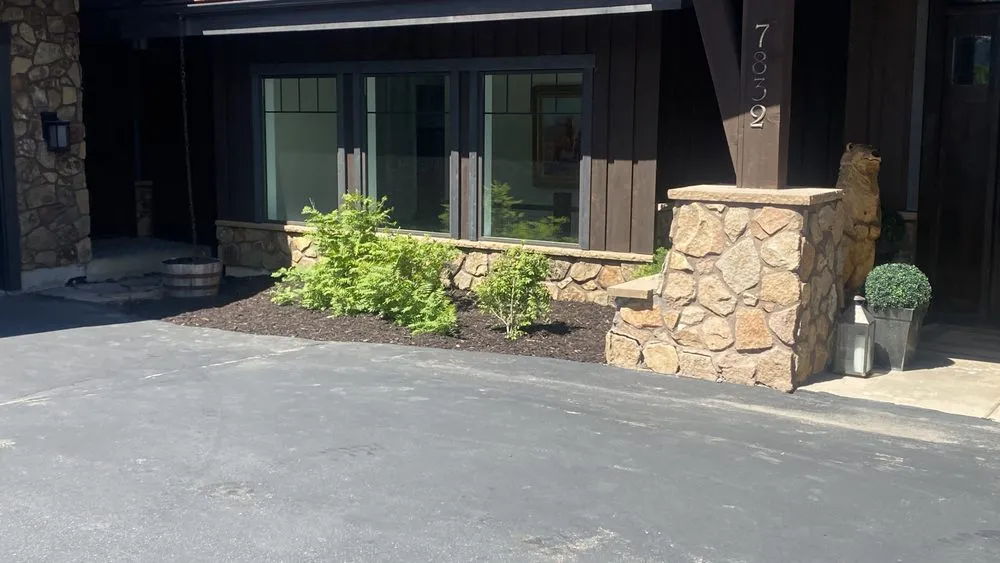 Expert yard maintenance in South Jordan, UT - J Barnaba Landscaping
