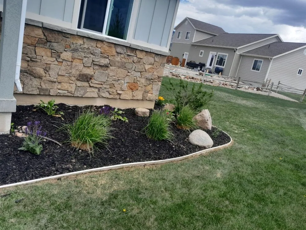 Local lawn mowing service experts serving South Jordan, UT - J Barnaba Landscaping