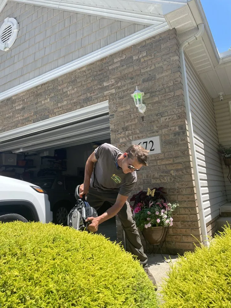 Top-rated yard maintenance in Navarre, OH by J Boughman Lawns & Landscape