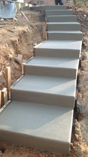 Top-rated lawn care service experts serving Clarksburg, MD - J C Landscaping