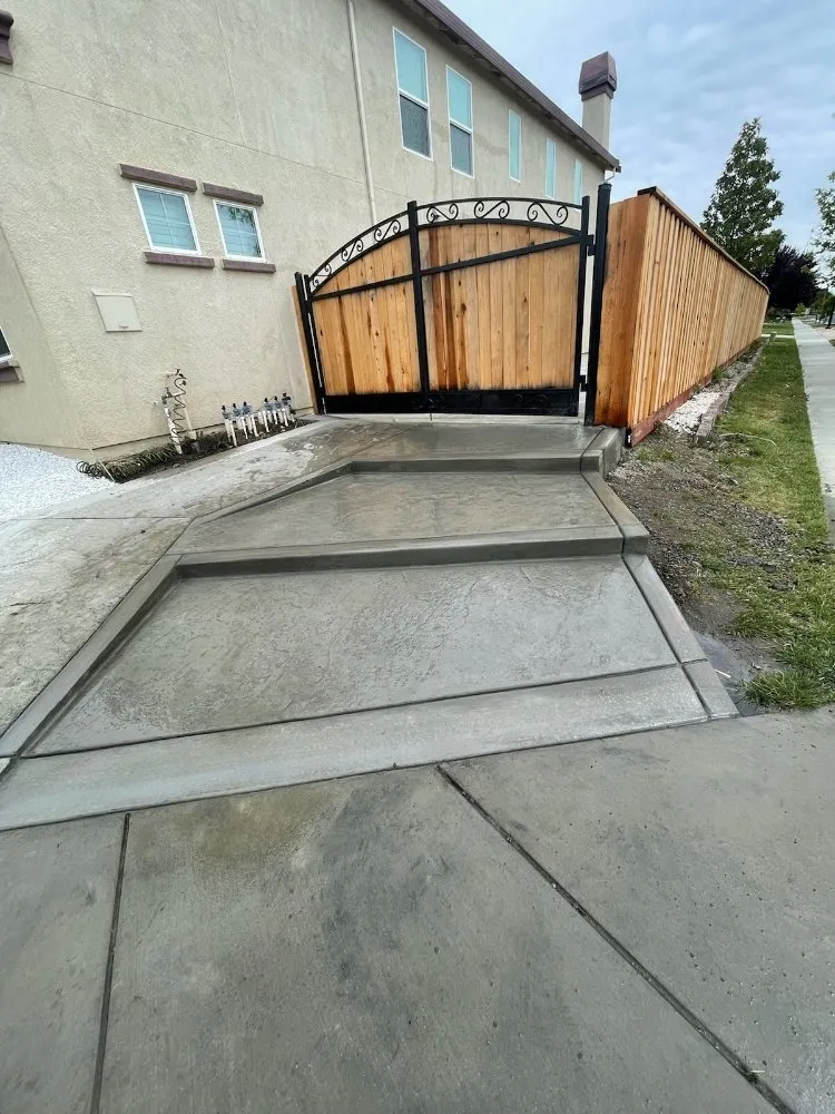 Affordable yard maintenance in Woodland, CA by J Castro Landscaping