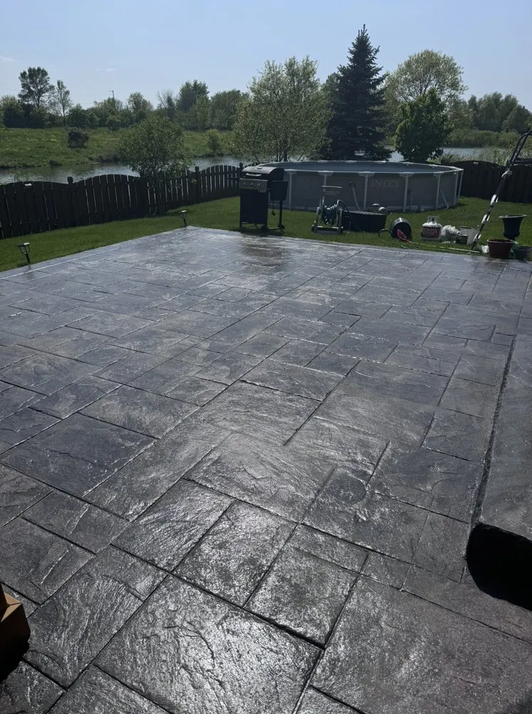 Professional landscape design experts serving Bartlett, IL - J Curiel Lawn Care