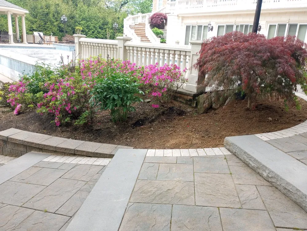 Trusted residential landscaping experts serving Mineola, NY - J D Hernandez Landscaping Designing & Planting