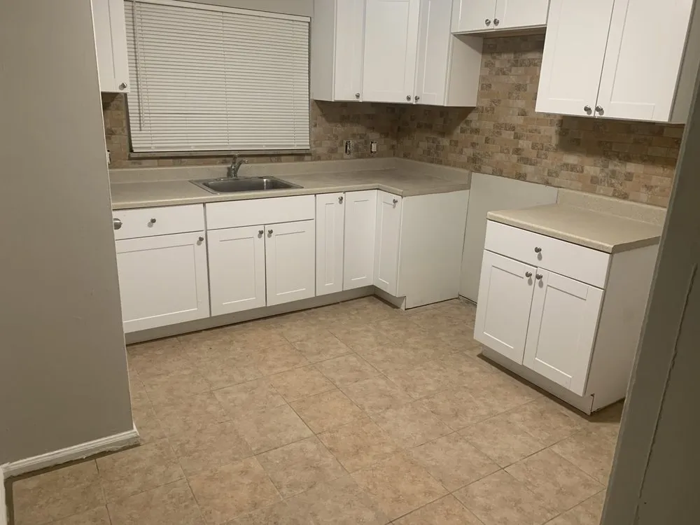 Professional garden landscaping in Farmington Hills, MI by J Denton Construction