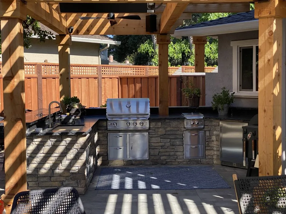 Expert garden landscaping experts serving Danville, CA - J. Dicus Landscape & Construction