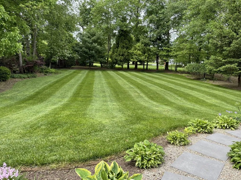 Custom garden landscaping in Herndon, VA - J Duran Landscaping Services