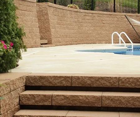 Reliable lawn mowing service experts serving Imperial, MO - J E Service