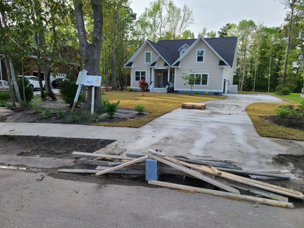 Professional garden landscaping in Ravenel, SC by J Farms Construction