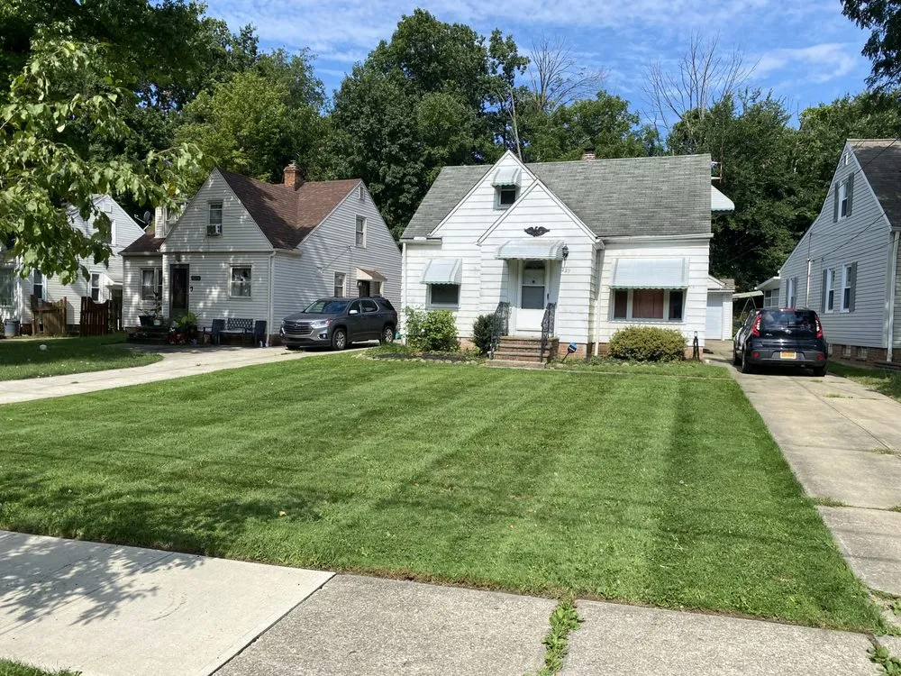Trusted yard cleanup service in Cleveland, OH - J G Supremelandscaping