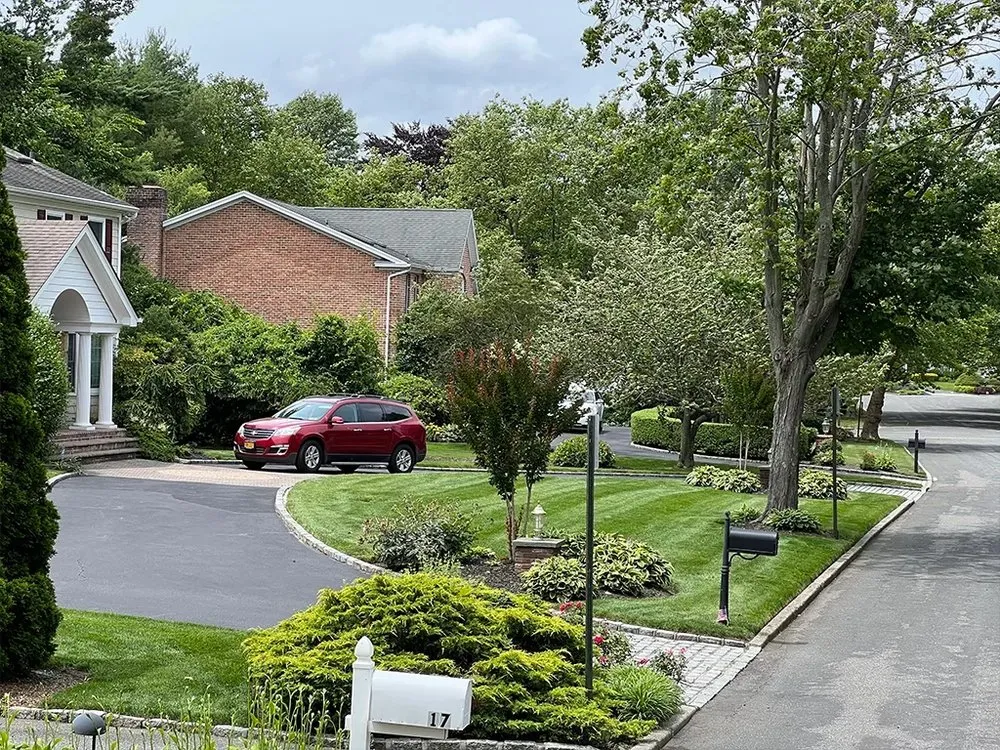Professional lawn care service in Brentwood, NY - J Hernandez Landscaping and Design