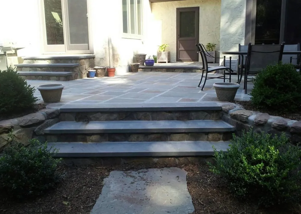 Reliable landscaping services experts serving Summit, NJ - J Hidalgo Construction & Landscaping