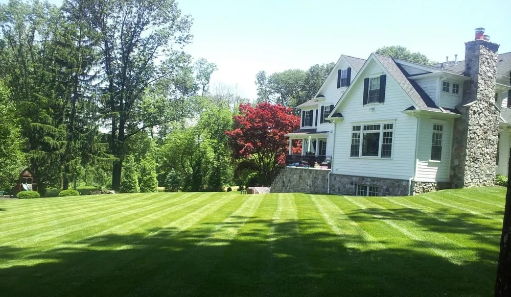 Expert residential landscaping experts serving Summit, NJ - J Hidalgo Construction & Landscaping