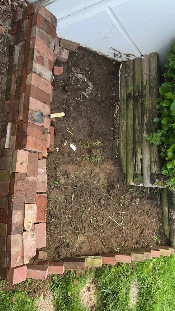 Professional yard cleanup service experts serving Glenside, PA - J J Brothers Landscaping