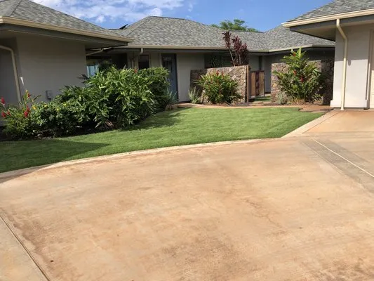 J& J Landscaping and Maintenance Logo