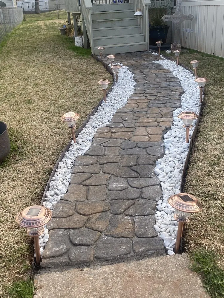 Reliable garden landscaping experts serving Bossier City, LA - J-J Landscaping