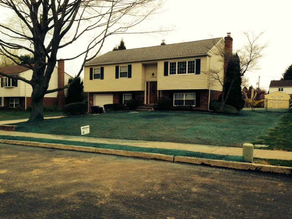 Custom lawn mowing service for beautiful yards across Folsom, PA - J. Jansen Landscaping