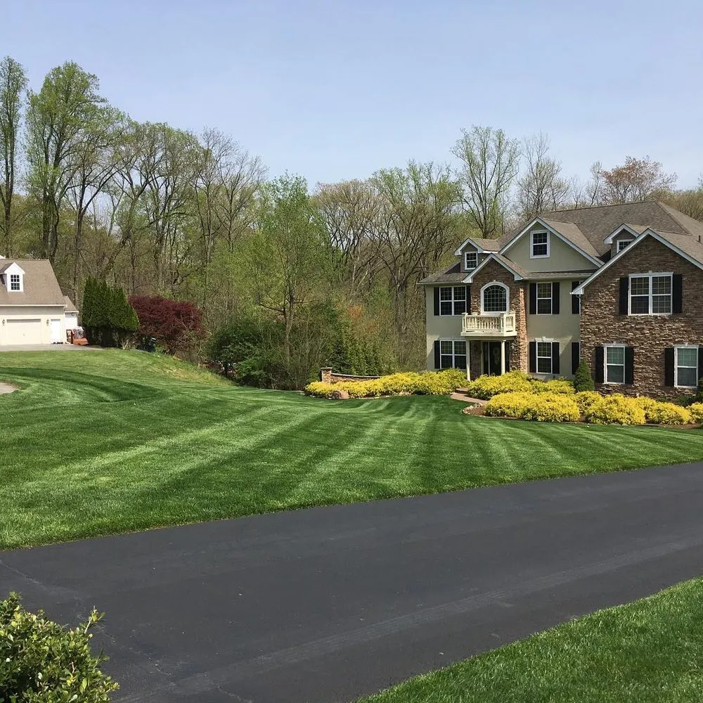 Affordable lawn care service experts serving Folsom, PA - J. Jansen Landscaping