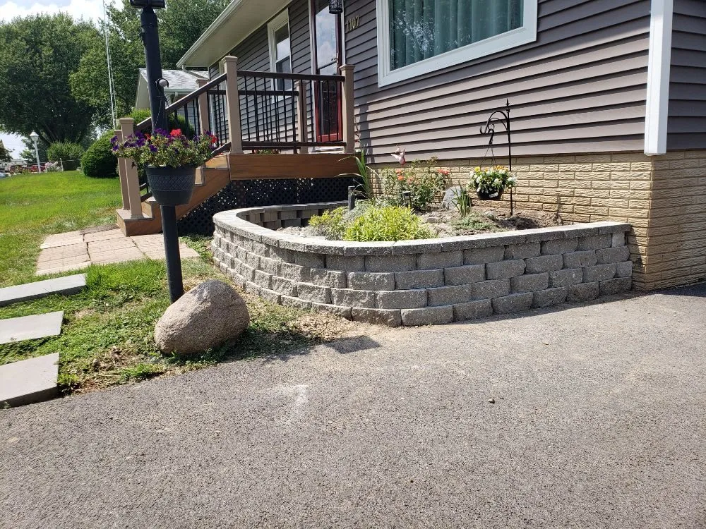 Reliable yard maintenance in Bettendorf, IA - J Jo Landscaping