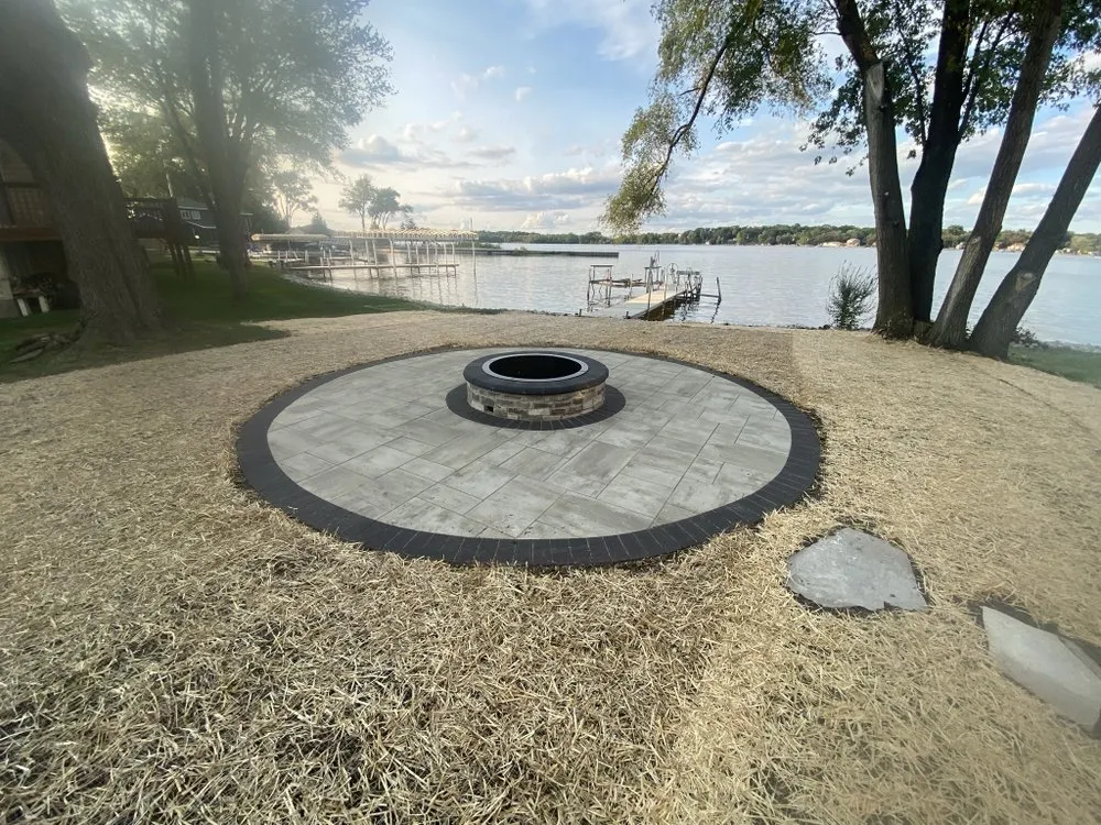 Custom residential landscaping in Lake Villa, IL - J Juarez Landscaping