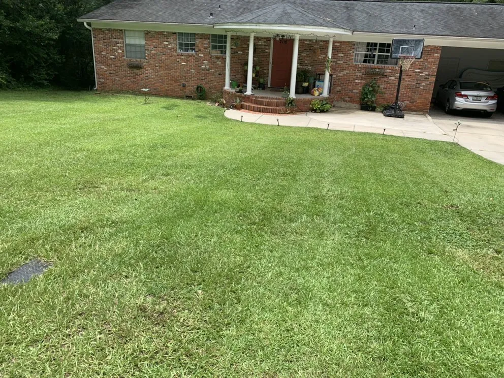Top-rated lawn care service in Tallahassee, FL by J K Lawn Care Services