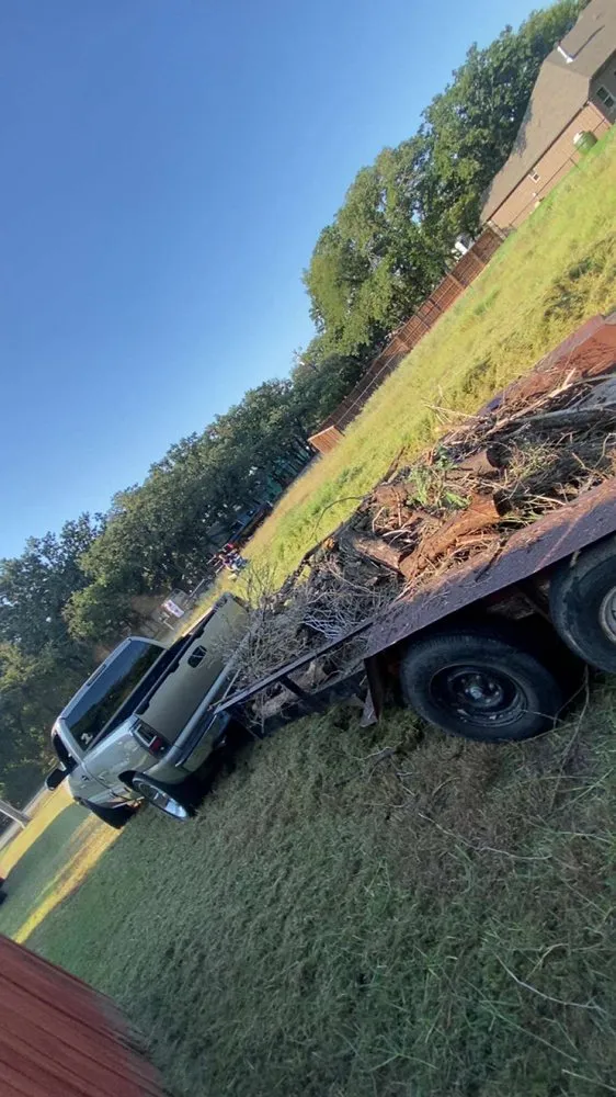 Expert garden landscaping experts serving Benbrook, TX - J Landscaping Hardscape & Concrete