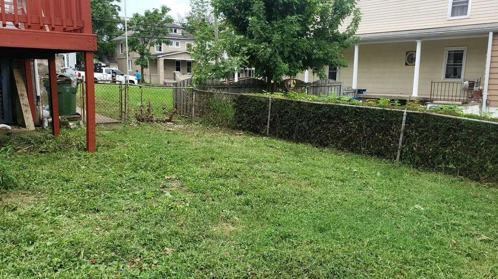 Top-rated lawn mowing service experts serving Baltimore, MD - J Lawn Care