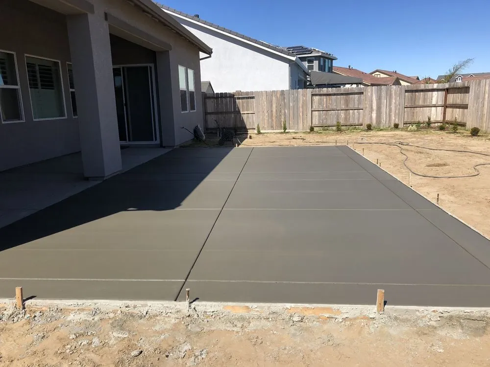 Custom landscaping services experts serving Modesto, CA - J Lopez Landscape