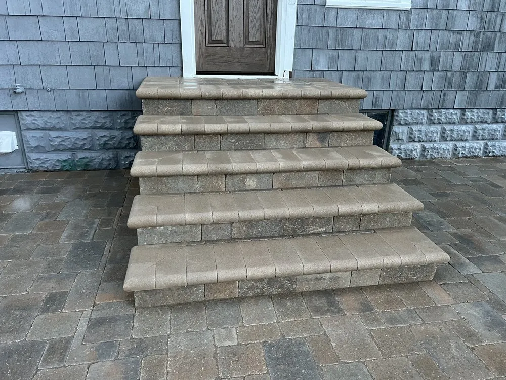 Local residential landscaping in Round Lake, IL by J Lopez Landscaping & Construction