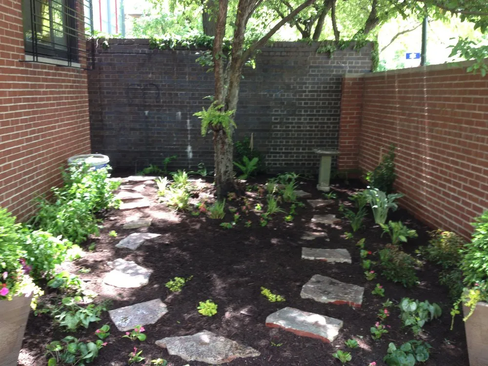 Top-rated outdoor landscaping in Chicago, IL by J Lyn's Garden and Design