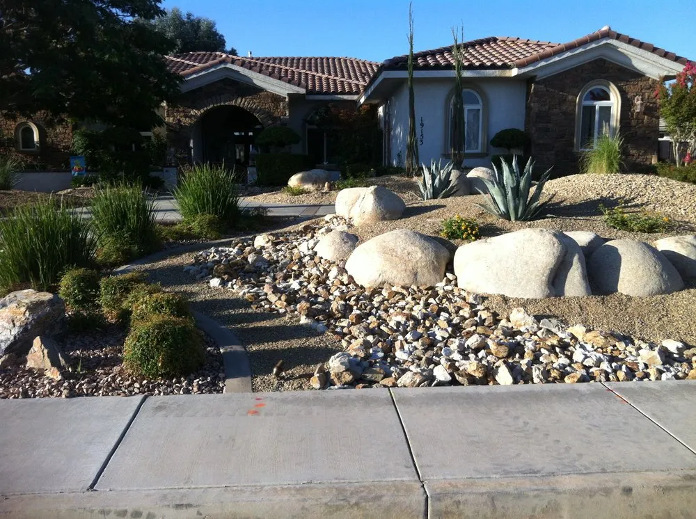 Expert residential landscaping experts serving Oak Hills, CA - J Martinez Landscape Services