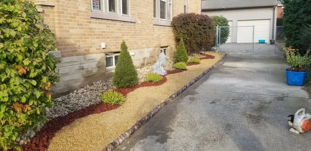 Top-rated lawn care service experts serving Newport, KY - J. Morgan Outdoor Designs