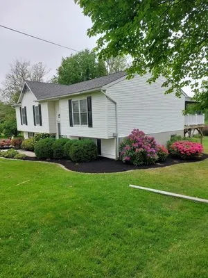 J Murillo Landscaping Logo