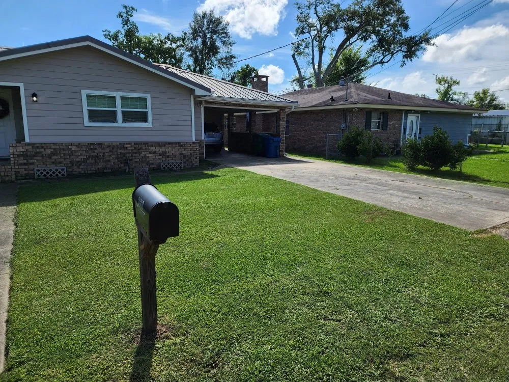 Custom landscape design in Starks, LA - J 'N' L Lawn Care