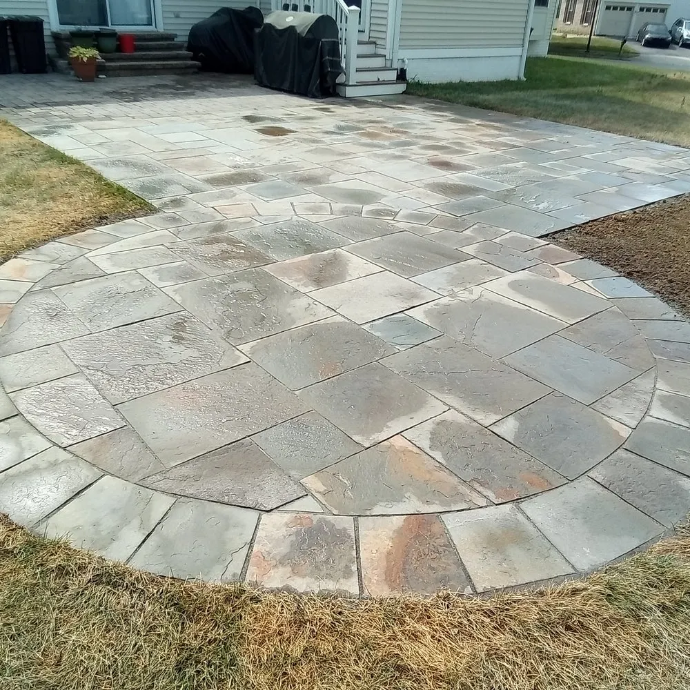 Affordable yard maintenance in Dale City, VA by J O R Landscaping & Outdoor Designing